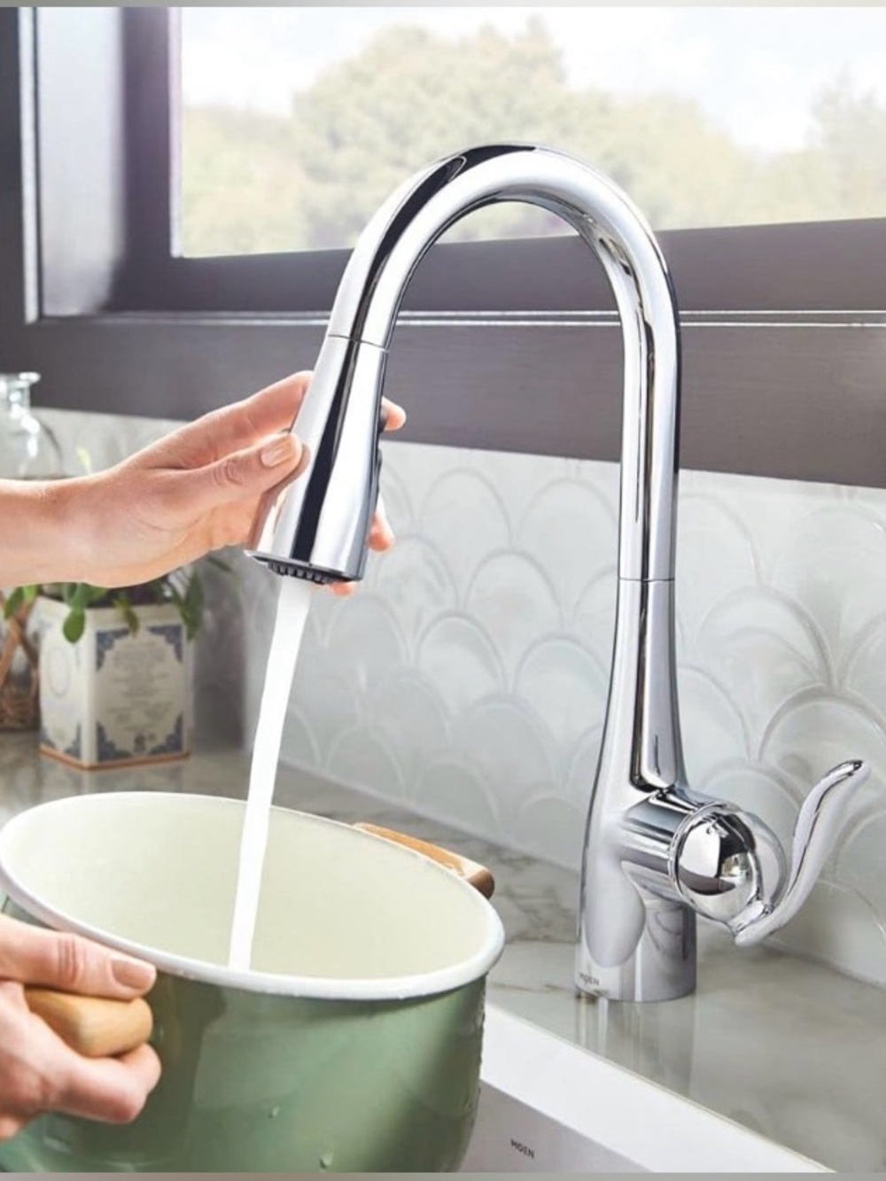 🌟 NEW 🌟 Moen Arbor Chrome Single Handle Faucet 5995 (OPEN BOX)